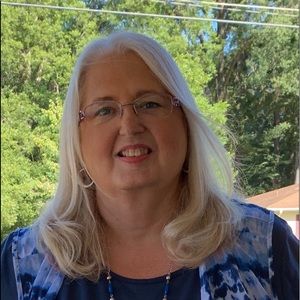 Meet your Posher, Deanne